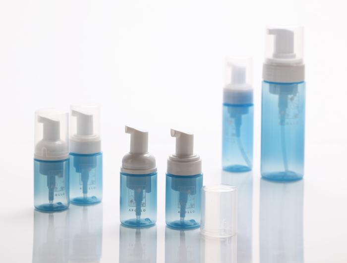 Skin care on the move: travel-size foamers from Apollo